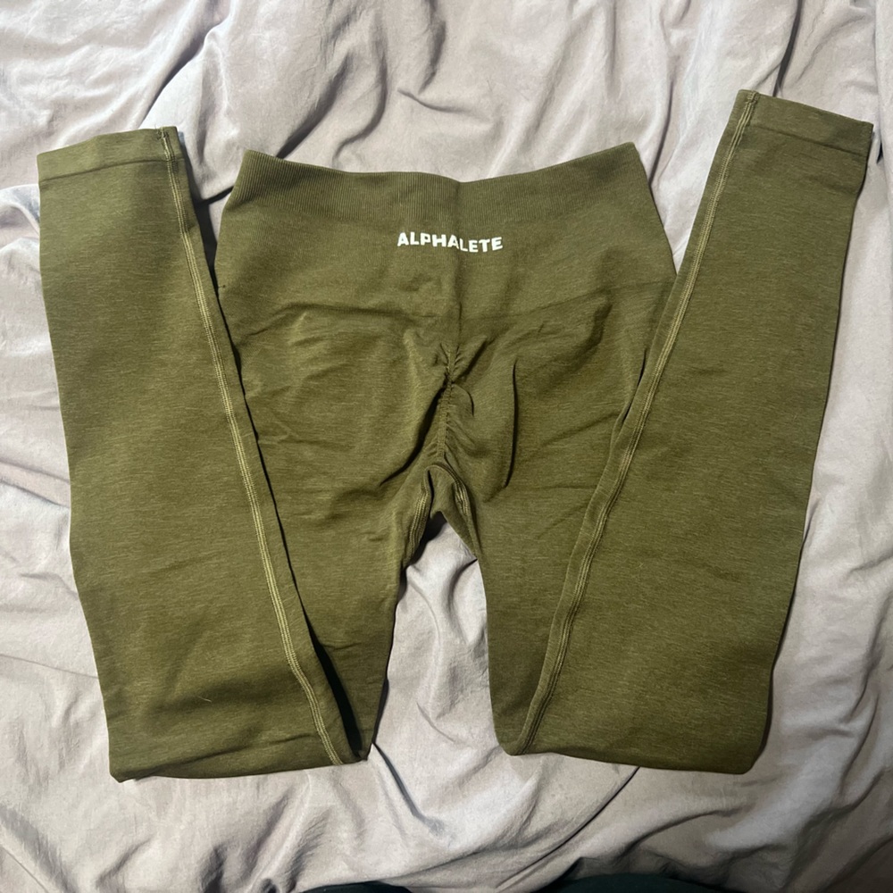 Alphalete Amplify